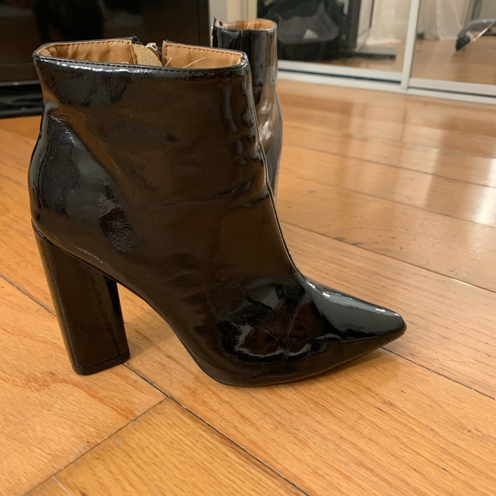 Miss Lola booties
